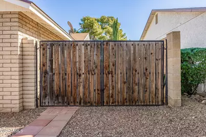 11449 N Bancroft Drive, Phoenix, AZ 85028 - Photo 40