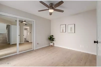 15434 N 1st Place, Phoenix, AZ 85022 - Photo 12