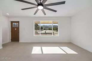 1802 E Ardmore Dr, Phoenix, AZ 85042 - Photo 16