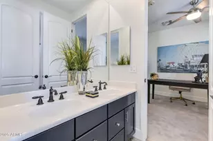 2914 N 48th Pl, Phoenix, AZ 85018 - Photo 12