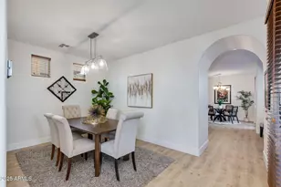 2914 N 48th Pl, Phoenix, AZ 85018 - Photo 4