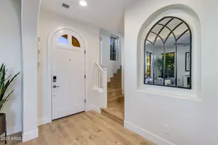 2914 N 48th Pl, Phoenix, AZ 85018 - Photo 2