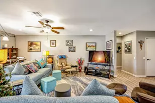 17203 N Palo Verde Dr, Sun City, AZ 85373 - Photo 10