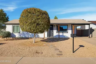 3846 E Crocus Dr, Phoenix, AZ 85032 - Photo 1