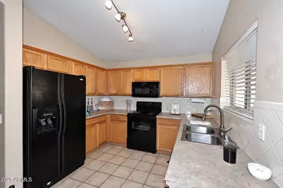 15556 W Mohave Street, Goodyear, AZ 85338 - Photo 8