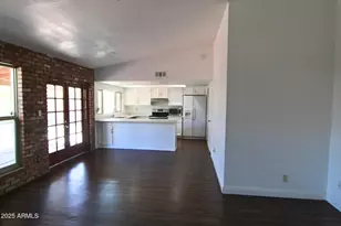 621 W Los Lagos Vista Ave, Mesa, AZ 85210 - Photo 8