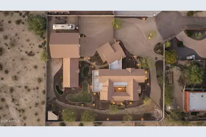 19737 W Mariposa Drive, Litchfield Park, AZ 85340 - Photo 2