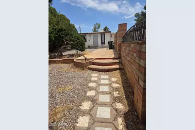 270 E Valerie Lane #B, Sierra Vista, AZ 85635 - Photo 1