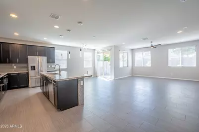 2057 W Briana Way, San Tan Valley, AZ 85144 - Photo 4