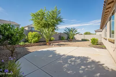 2057 W Briana Way, San Tan Valley, AZ 85144 - Photo 32