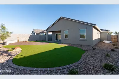 16140 N Catanzaro Drive, Maricopa, AZ 85138 - Photo 8