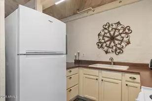 6840 E 2nd St, Scottsdale, AZ 85251 - Photo 10