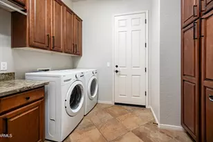 32020 N 20th Dr, Phoenix, AZ 85085 - Photo 40