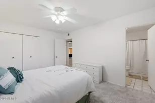 11234 N Coggins Dr, Sun City, AZ 85351 - Photo 24