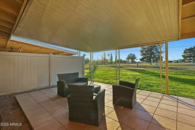 11234 N Coggins Drive, Sun City, AZ 85351 - Photo 10