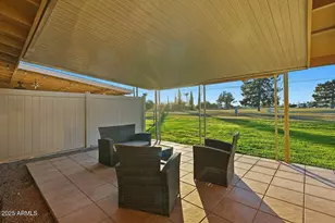 11234 N Coggins Dr, Sun City, AZ 85351 - Photo 10