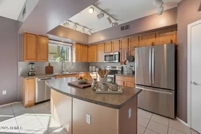 3250 W Greenway Road #151, Phoenix, AZ 85053 - Photo 2