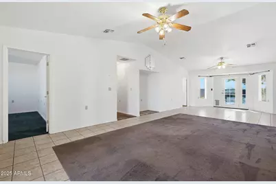 11023 W Malibu Circle, Arizona City, AZ 85123 - Photo 8