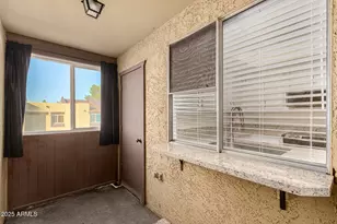 461 W Holmes Ave, Mesa, AZ 85210 - Photo 16