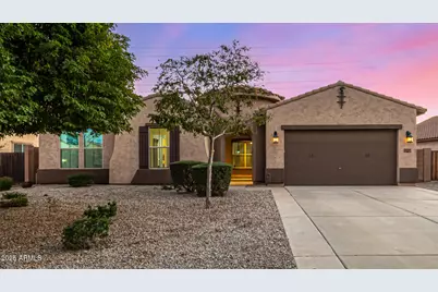 18213 W Monterosa Street, Goodyear, AZ 85395 - Photo 2