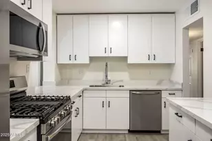 6815 N 32nd Ave, Phoenix, AZ 85017 - Photo 2