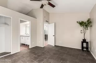 435 E Rockwood Dr, Phoenix, AZ 85024 - Photo 8