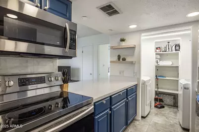 8576 E Indian School Road #UNIT B, Scottsdale, AZ 85251 - Photo 6