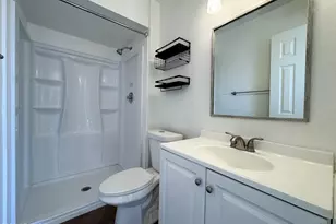 10215 N 8th Ave, Phoenix, AZ 85021 - Photo 18