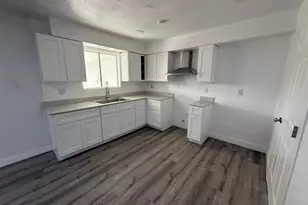 1830 N 54th Ln, Phoenix, AZ 85035 - Photo 18