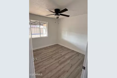 1830 N 54th Lane, Phoenix, AZ 85035 - Photo 6