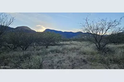 1.25 Acres E E. Emma Lane Lot 2 -- #-, Hereford, AZ 85615 - Photo 16