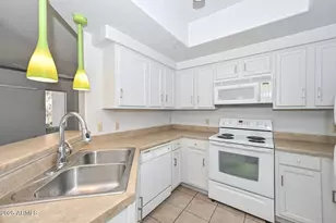 750 E Northern Ave, Phoenix, AZ 85020 - Photo 12