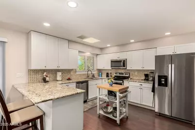 20218 N 125th Avenue, Sun City West, AZ 85375 - Photo 4