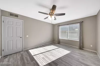 21057 N 33rd Drive, Phoenix, AZ 85027 - Photo 14
