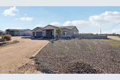 15433 W Pinnacle Vista Road, Surprise, AZ 85387 - Photo 44