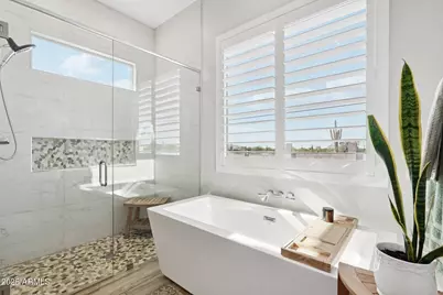 15433 W Pinnacle Vista Road, Surprise, AZ 85387 - Photo 6