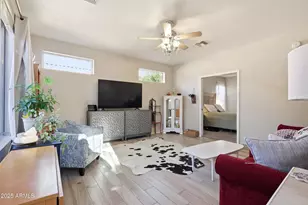 18180 N Shimmer Ln, Surprise, AZ 85374 - Photo 16