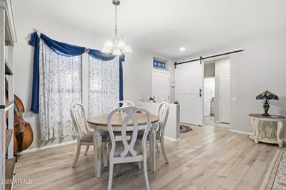 18180 N Shimmer Lane, Surprise, AZ 85374 - Photo 8