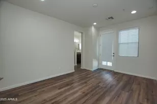 2090 S Dorsey Ln, Tempe, AZ 85282 - Photo 22