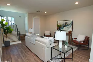 2090 S Dorsey Ln, Tempe, AZ 85282 - Photo 10