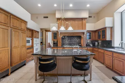 5142 W Arrowhead Lakes Drive, Glendale, AZ 85308 - Photo 26