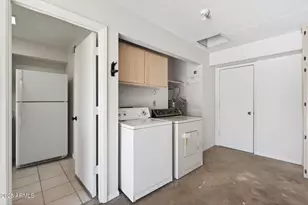 10417 N 95th Dr, Peoria, AZ 85345 - Photo 30