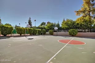 938 E Driftwood Dr, Tempe, AZ 85283 - Photo 46