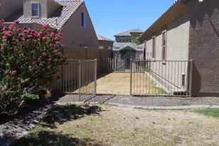 18244 W Onyx Ct, Waddell, AZ 85355 - Photo 12