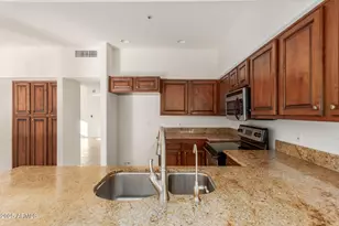 10289 E Celtic Dr, Scottsdale, AZ 85260 - Photo 24