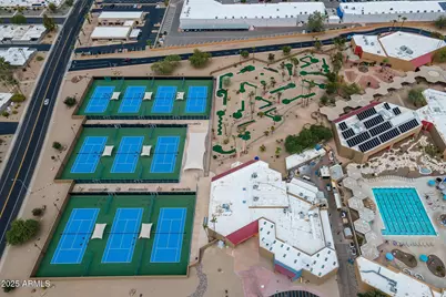 13810 N Kaanapali Drive, Sun City, AZ 85351 - Photo 42