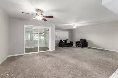 13810 N Kaanapali Drive, Sun City, AZ 85351 - Photo 4