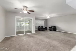 13810 N Kaanapali Dr, Sun City, AZ 85351 - Photo 4