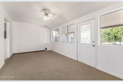 13810 N Kaanapali Drive, Sun City, AZ 85351 - Photo 10