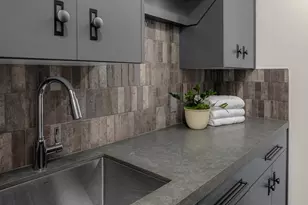 10041 N 52nd Pl, Paradise Valley, AZ 85253 - Photo 18